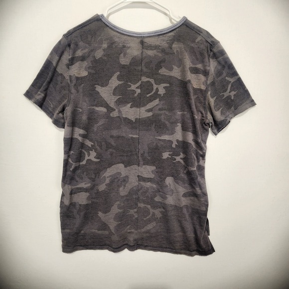 We The Free Women's Casual Comfy Camo T-Shirt Gray Size S - Picture 9 of 9